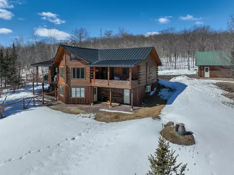 7001 Olson Rd, Two Harbors, MN 55616