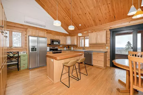 Kitchen - 7001 Olson Rd, Two Harbors, MN 55616 photo 1 of 2