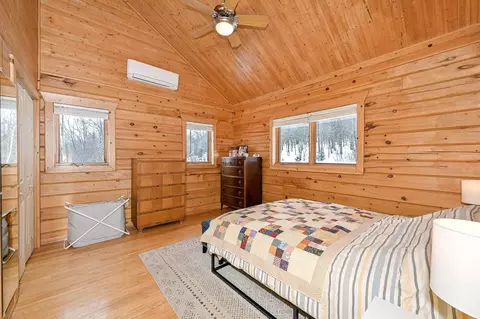 Bedroom - 7001 Olson Rd, Two Harbors, MN 55616 photo 1 of 5