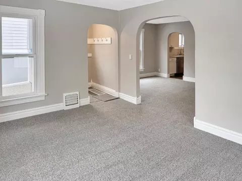 Living - 809 11th Ave N, Fargo, ND 58102 photo 1 of 8