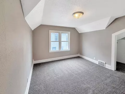 Bedroom - 809 11th Ave N, Fargo, ND 58102 photo 3 of 6