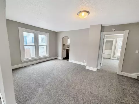 Living - 809 11th Ave N, Fargo, ND 58102 photo 5 of 8