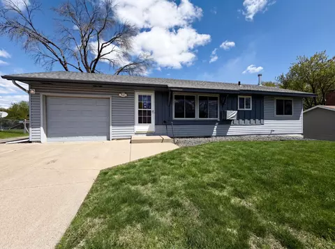 8183 Henslowe Ave S, Cottage Grove, MN 55016