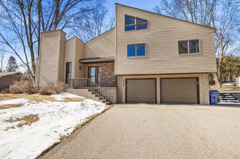 Exterior - 2309 Imperial Dr, Saint Cloud, MN 56301 photo 5 of 6