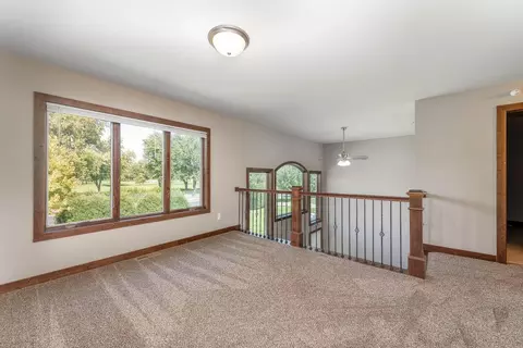 Living - 814 Pinnacle Path, Mankato, MN 56001 photo 6 of 6