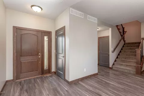 Entry Way - 814 Pinnacle Path, Mankato, MN 56001 photo 1 of 1