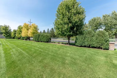 Exterior - 814 Pinnacle Path, Mankato, MN 56001 photo 6 of 7