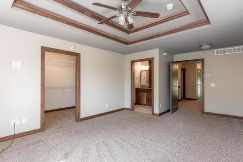 Bedroom - 814 Pinnacle Path, Mankato, MN 56001 photo 2 of 3