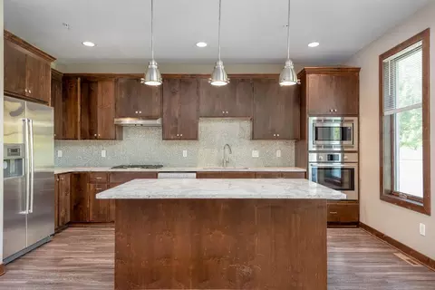 Kitchen - 814 Pinnacle Path, Mankato, MN 56001 photo 1 of 4