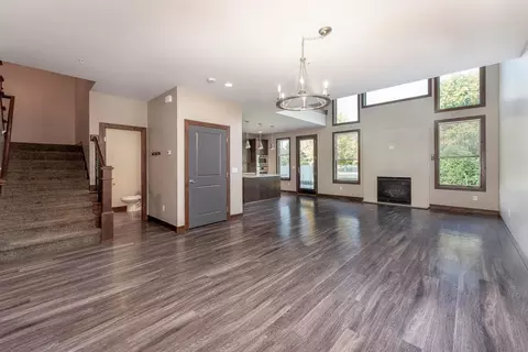 Living - 814 Pinnacle Path, Mankato, MN 56001 photo 1 of 6