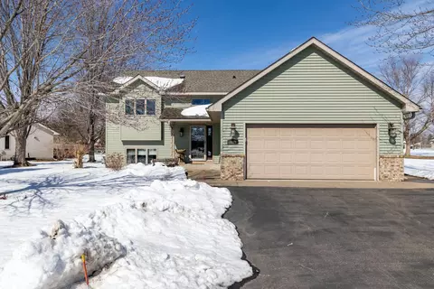 4099 Shannon Dr, Hastings, MN 55033
