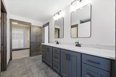 Bath - 3408 Granite Way S, Saint Cloud, MN 56301 photo 4 of 5