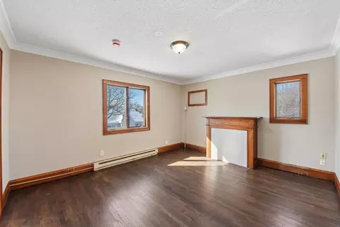 Living - 1237 5th St E, Saint Paul, MN 55106 photo 2 of 4