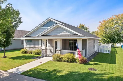 1233 Fern St S, Cambridge, MN 55008