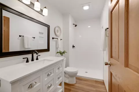 Bath - 7337 116th Pl N, Champlin, MN 55316 photo 3 of 3