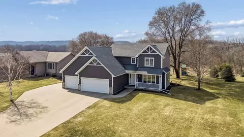 5130 Meadow Dr SE, Rochester, MN 55904