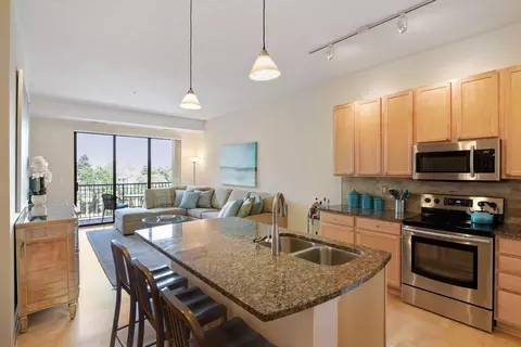 4525 Park Commons Dr #317, Saint Louis Park, MN 55416
