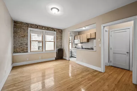 2218 Nicollet Ave #23, Minneapolis, MN 55404