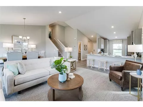9850 Upper 89th St S, Cottage Grove, MN 55016