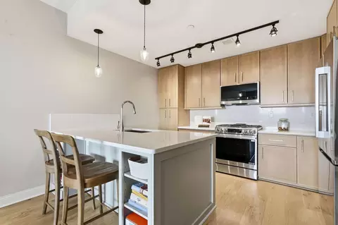 100 3rd Ave S #2801, Minneapolis, MN 55401