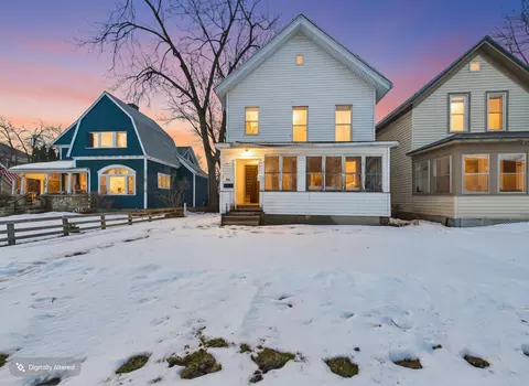 463 8th St, Red Wing, MN 55066