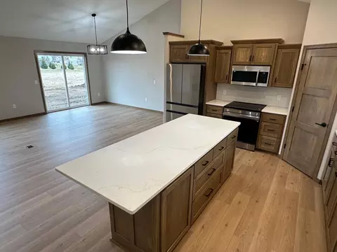 93 Meadow Ln, Cold Spring, MN 56320 photo 3