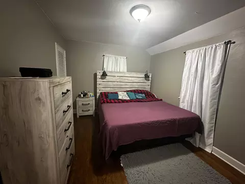 Bedroom - 806 E Lincoln Ave, Montevideo, MN 56265 photo 2 of 3