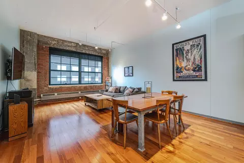 250 Park Ave #304, Minneapolis, MN 55415