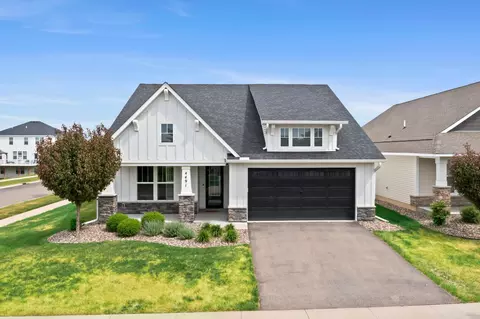 4491 Monarch Dr, Woodbury, MN 55129