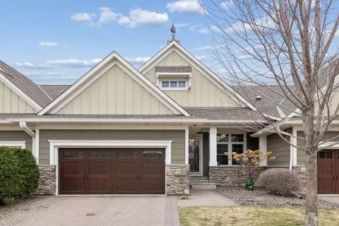 8736 Lake Riley Dr, Chanhassen, MN 55317