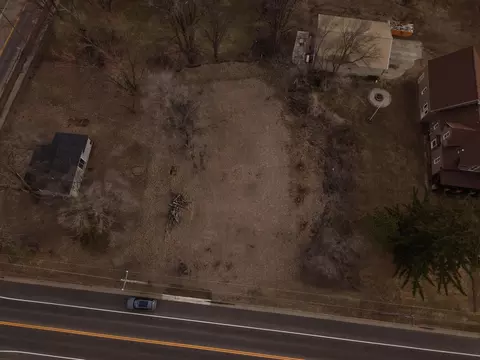 13 Nnn Central Ave, Becker, MN 55308
