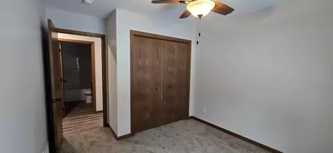 Bedroom - 610 E 4th St, Albert Lea, MN 56007 photo 2 of 6