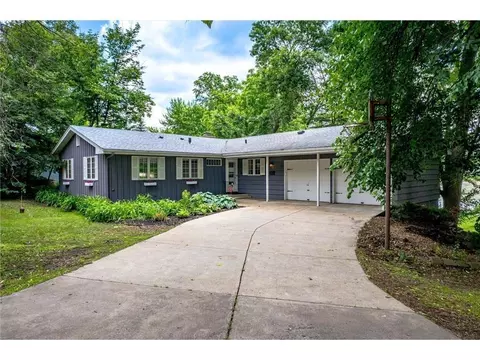 313 Maple Island Rd, Burnsville, MN 55306