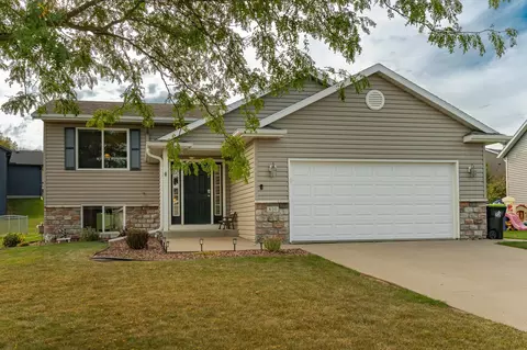810 19th St, Zumbrota, MN 55992