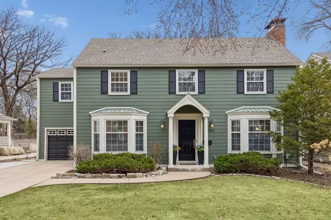 4811 Maple Rd, Edina, MN 55424