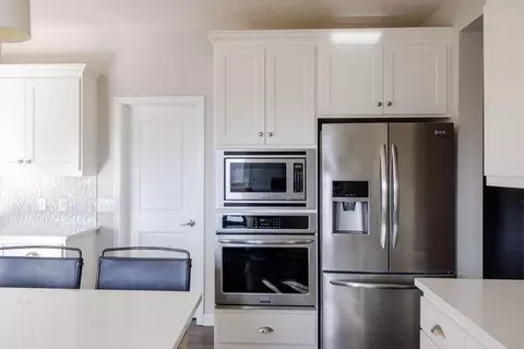 6510 Bridle Path, Corcoran, MN 55340 photo 9