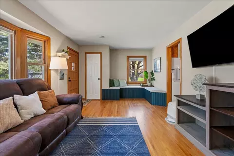 Living - 221 E 94th St, Bloomington, MN 55420 photo 2 of 5