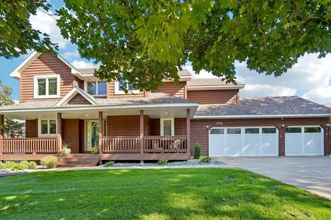 4136 Raspberry Ridge Rd NE, Prior Lake, MN 55372