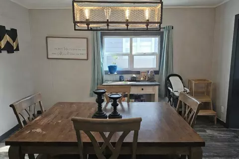 Dining - 816 N 10th St, Brainerd, MN 56401 photo 2 of 3