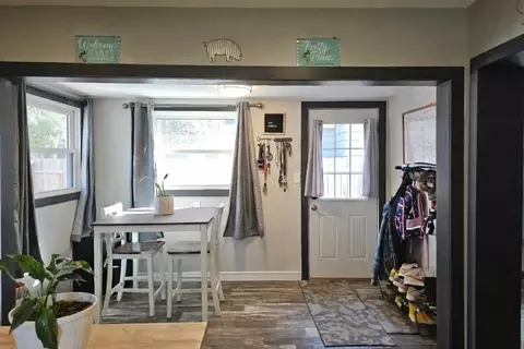 Entry Way - 816 N 10th St, Brainerd, MN 56401 photo 1 of 1