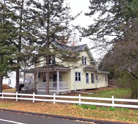 812 Mcknight Rd N, Maplewood, MN 55119