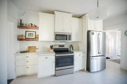 Kitchen - 107 E 5th St, Morris, MN 56267 photo 2 of 6