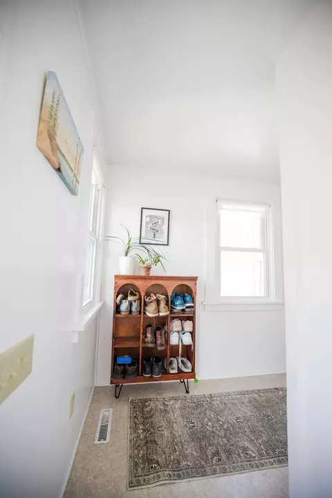 Entry Way - 107 E 5th St, Morris, MN 56267 photo 1 of 10