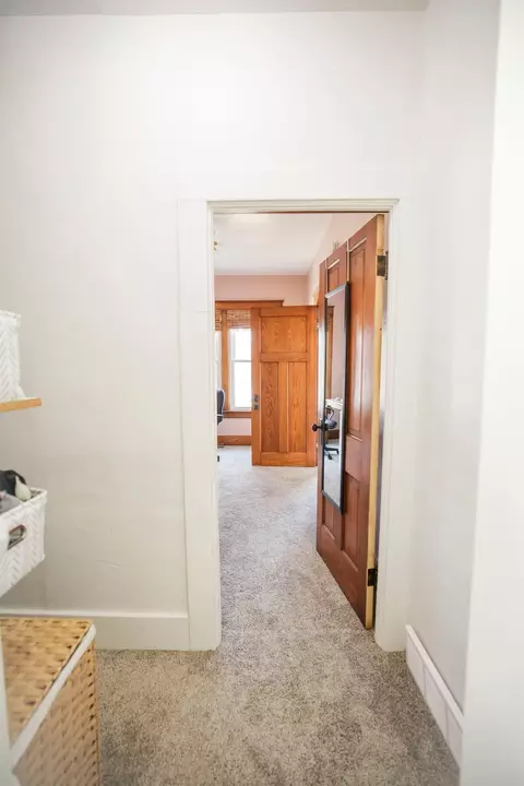 Entry Way - 107 E 5th St, Morris, MN 56267 photo 5 of 10