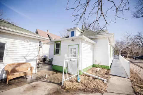Exterior - 107 E 5th St, Morris, MN 56267 photo 8 of 14