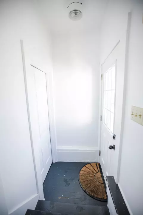 Entry Way - 107 E 5th St, Morris, MN 56267 photo 2 of 10