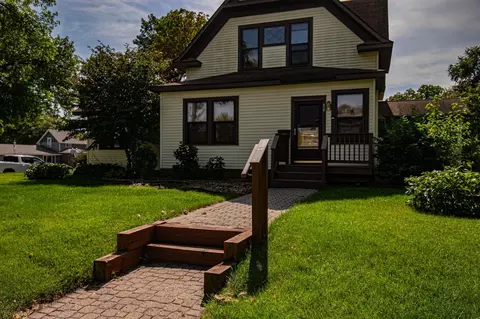 Exterior - 301 E Depue Ave, Olivia, MN 56277 photo 3 of 11