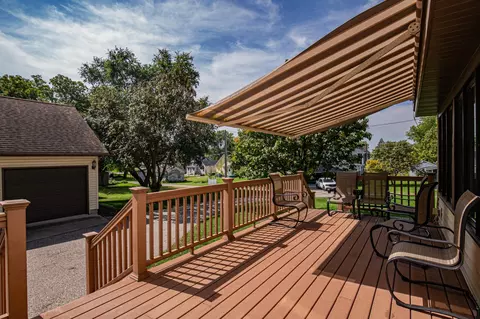 Exterior - 301 E Depue Ave, Olivia, MN 56277 photo 9 of 11