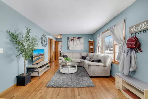 8382 Granada Ave S, Cottage Grove, MN 55016