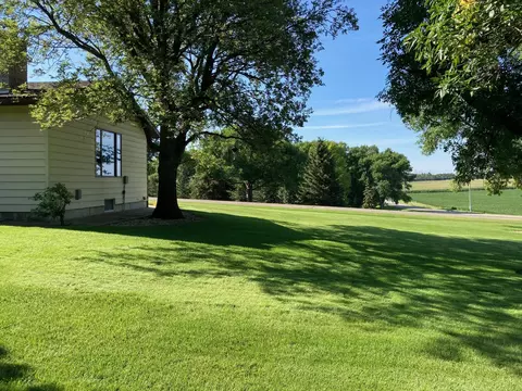 Exterior - 20366 470th Ave, Morris, MN 56267 photo 8 of 15